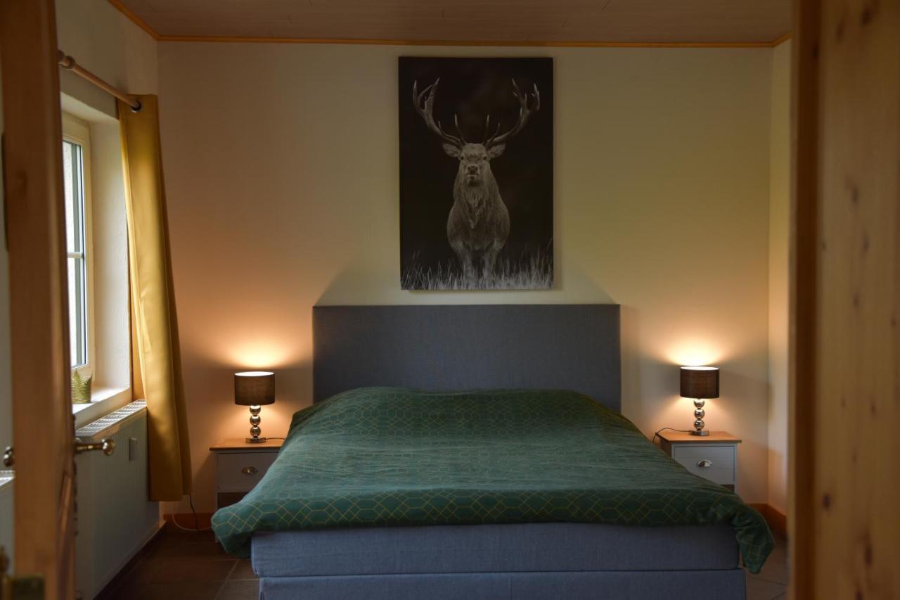Gîte du cheval blanc d'Houmont Sainte-Ode Extérieur photo