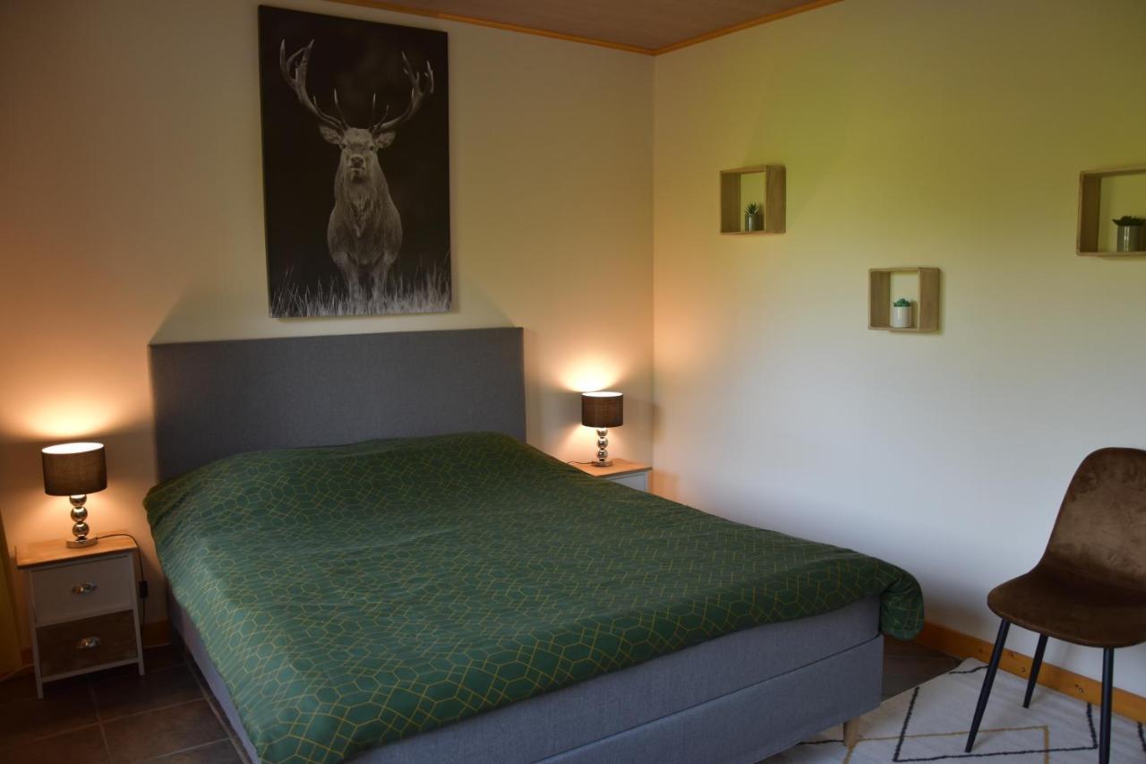 Gîte du cheval blanc d'Houmont Sainte-Ode Extérieur photo