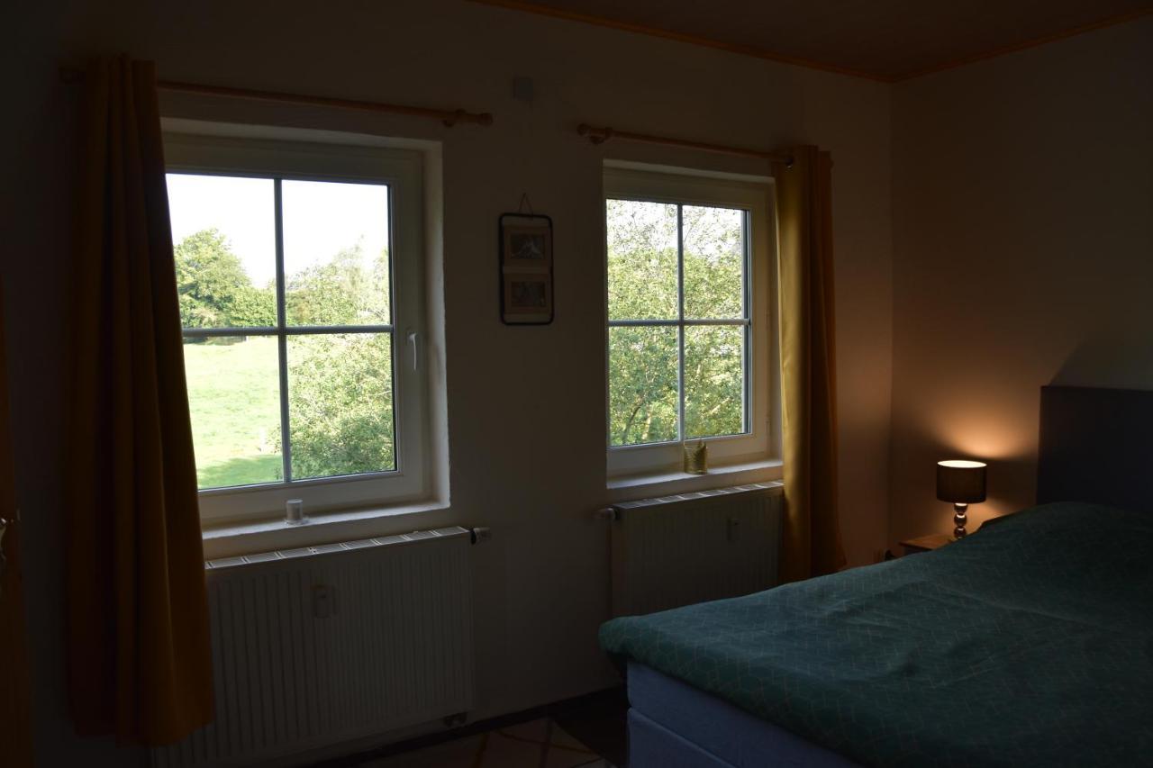 Gîte du cheval blanc d'Houmont Sainte-Ode Extérieur photo